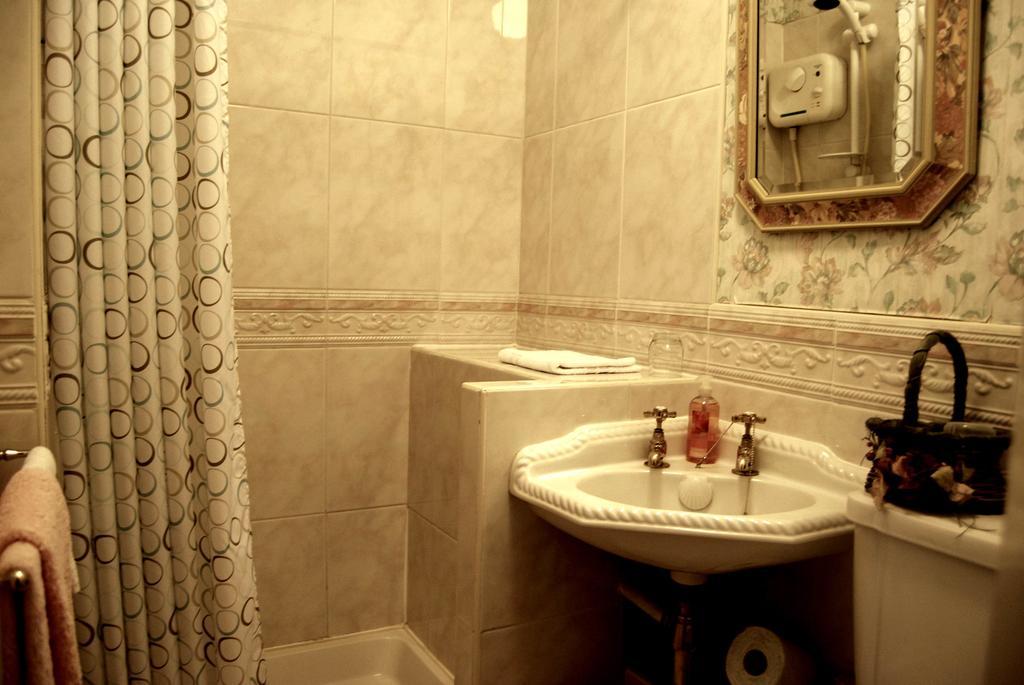 דנגאנון Grange Lodge Country House חדר תמונה