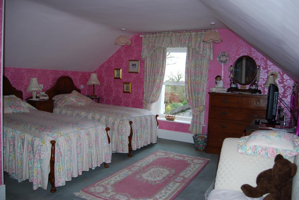 דנגאנון Grange Lodge Country House חדר תמונה