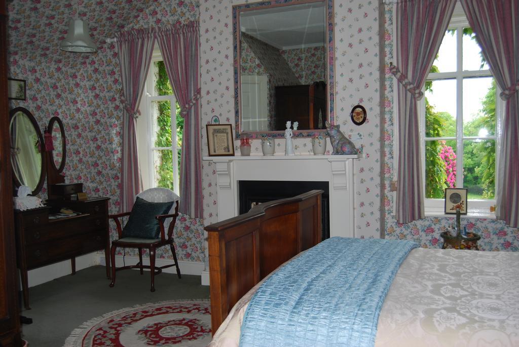 דנגאנון Grange Lodge Country House חדר תמונה